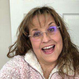 Meet your Posher, Karen